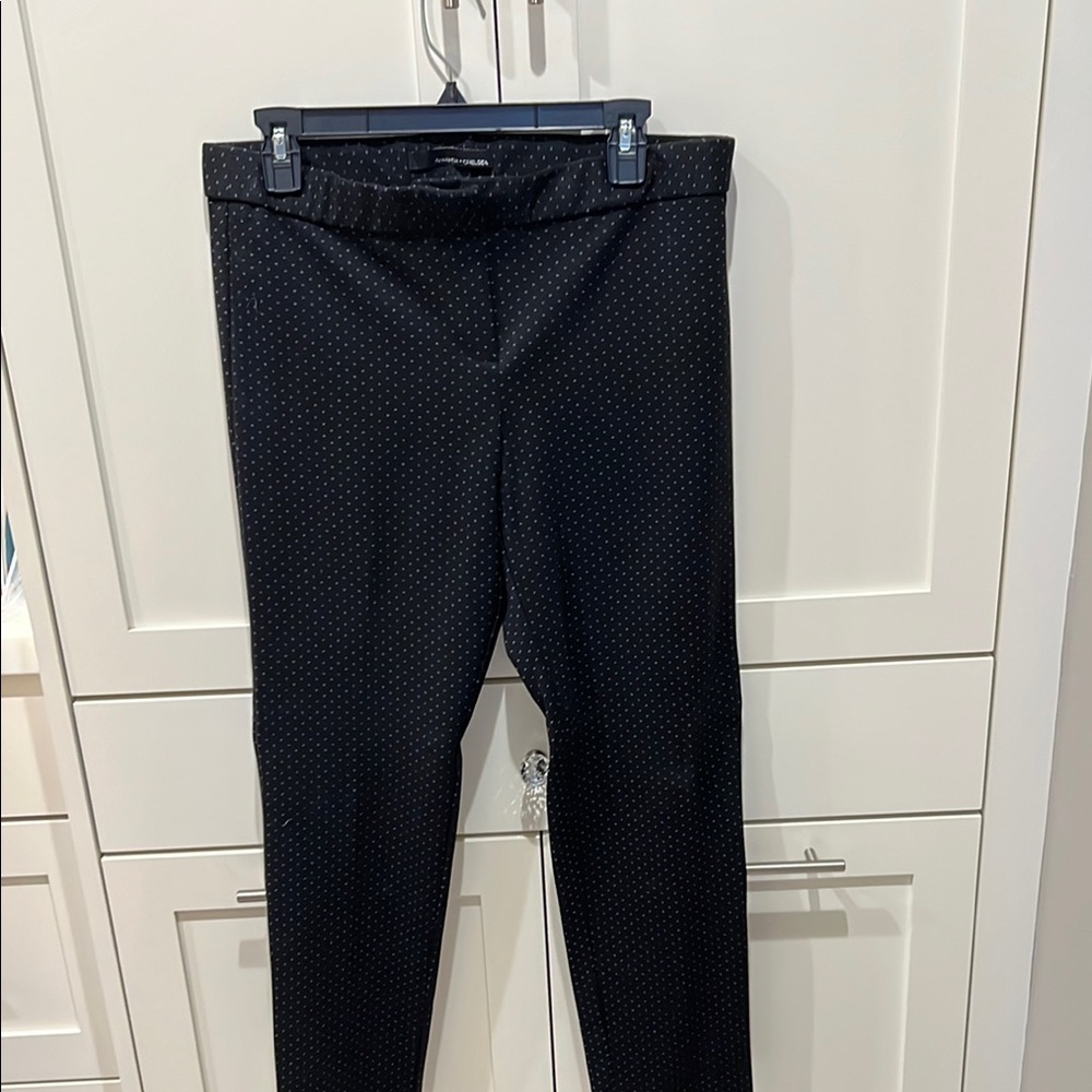 Amanda & Chelsea Black Dress Pants Straight-Leg crop Design